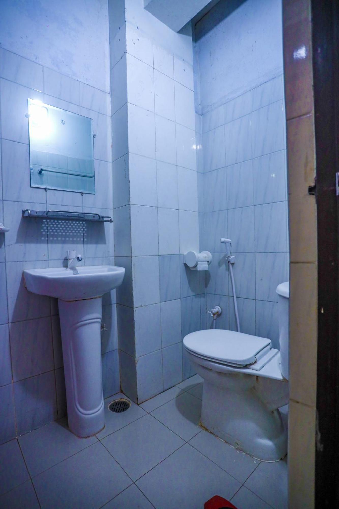 Hotel Victoria Inn Dhaka Esterno foto